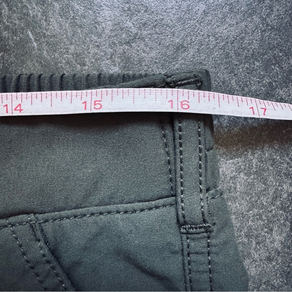 Kirkland Signature Women's Olive Ankle Pants - Picture 9 of 12